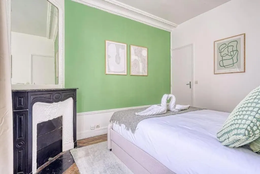 Green Apartment Paris City Center - III